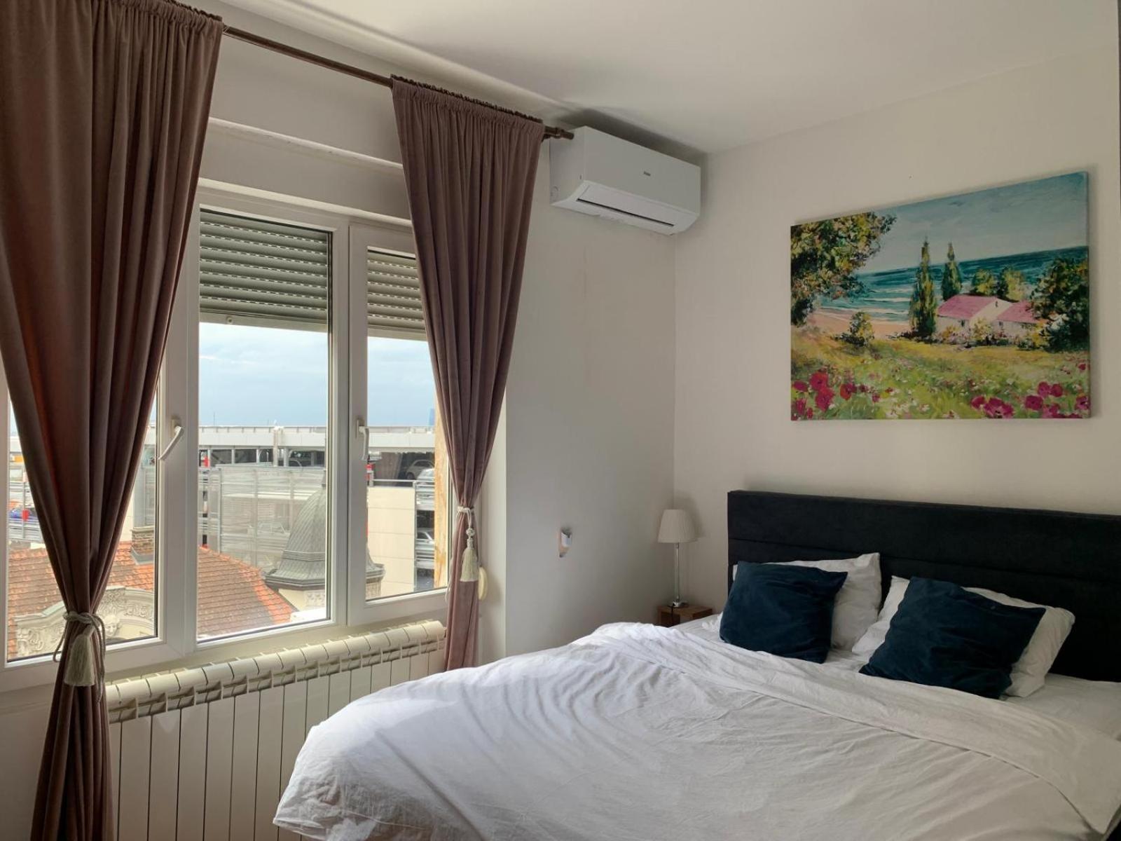City Center Crown Apartment Belgrado Exterior foto